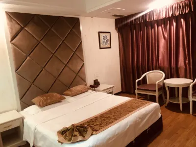 Lily Hotel Hotel in zona Blue City Peach Blossom Source