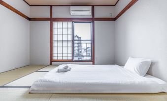 KANWA AT HOME - 5 minutes walk to Kitakagaya Station, 37 minutes to Kansai Airport