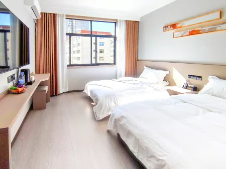 Seemore City Hotel Отели рядом с достопримечательностью «Luonan Confucian Temple»