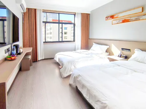 Seemore City Hotel Hotels in Luonan