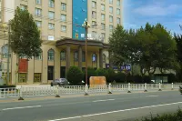 Super 8 Hotel (Minfeng Specialty Commercial Street) Hotels in Minfeng