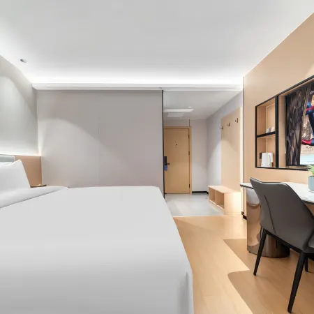 Homeinn Fairyland Hotel (Longyou People's Government South Gate) فنادق في لونغ يَو