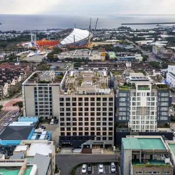 Tamara Jeju Hotel Отели рядом с достопримечательностью «Парк развлечений Seri World»
