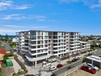 Direct Collective - Lowanna Beach Resort Hôtels à : 