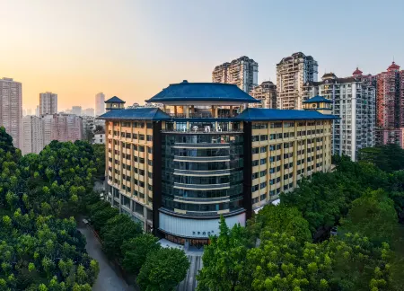 JI Hotel (Guangzhou Zhongda Metro Station)