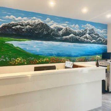 Guanjiangye Homestay (Sayram Lake East Gate Visitor Center)