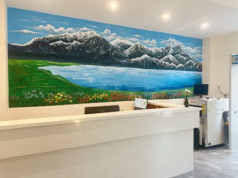 Guanjiangye Homestay (Sayram Lake East Gate Visitor Center)