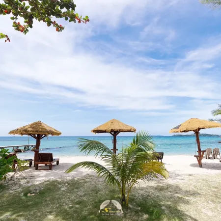 Suanya Kohkood Resort and Spa Отели рядом с достопримечательностью «Huang Nam Keaw Waterfall»