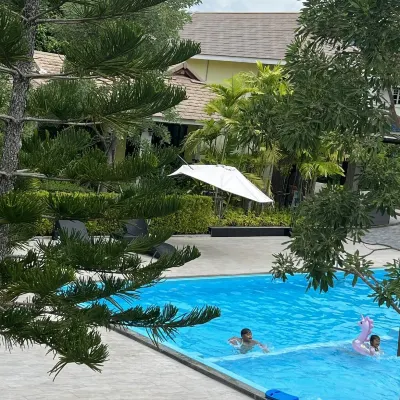 Thipburee Resort Hotels near Sichon Beach