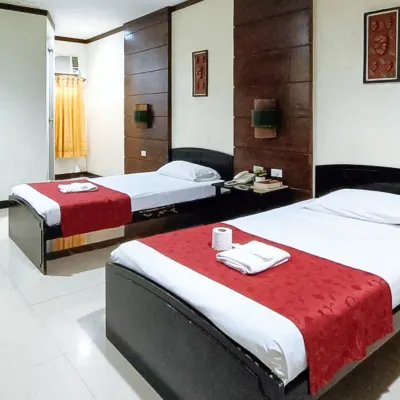 Check Inn Bacolod by RedDoorz Hotels near San Sebastian Cathedral