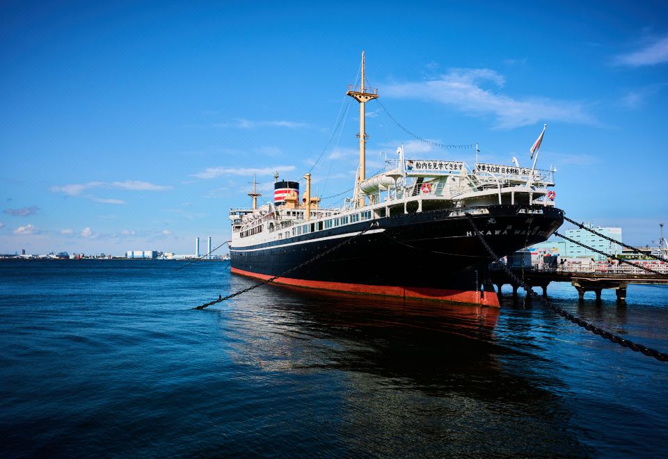 4. 더 게이트 호텔..