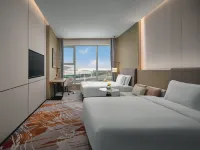 Crowne Plaza WUHAN TIANHE AIRPORT by IHG Hotels in Wuhan