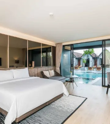 คาบาน่าริมสระน้ำ