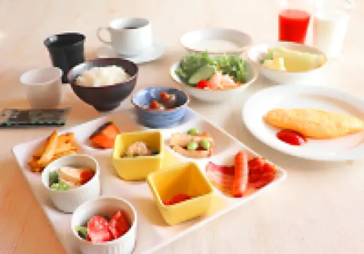 โรงแรมเรมแบรนต์ เอบินา