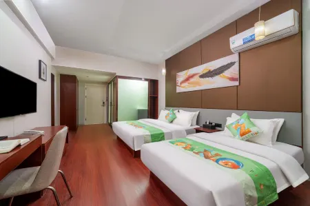 Cypress Hotel (Fengxian Bus Station)