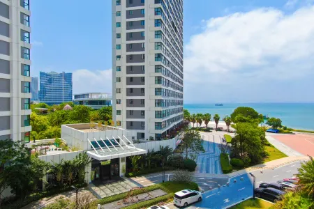 Huidong Financial Street Jinxi Lijingxuan Resort Hotel Отели рядом с достопримечательностью «Jinyintan Beach»