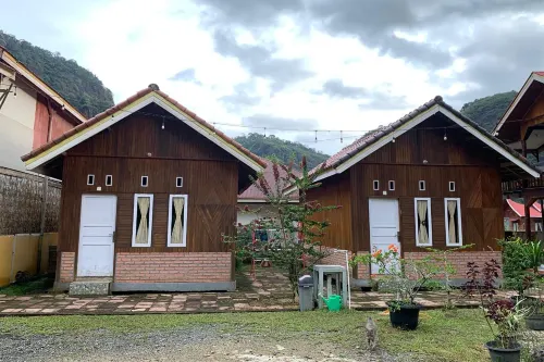 Haulaso Homestay Hotels in Harau