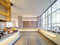 V. Hotel
