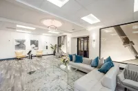 New York Style Home 10 Minutes To SNA & Disneyland Hotels in Santa Ana
