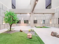 JI Hotel (Hulunbuir Hailar Airport Genghis Khan Square) 후룬베이얼 호텔