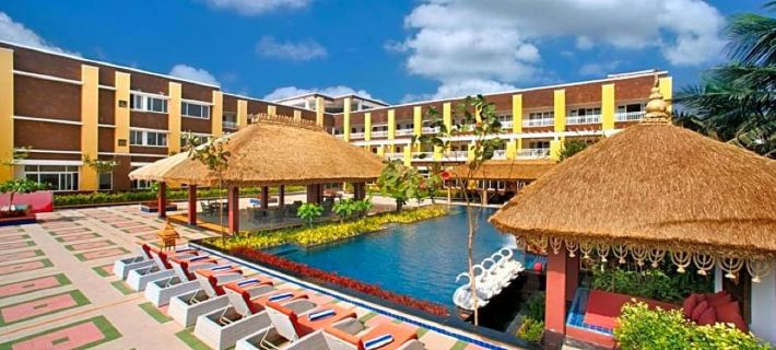 Mayfair Waves Hoteles en Distrito de Puri