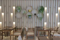 Emily Grand Palace hotel