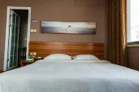 Fengqiu Xingyao Theme Hotel Hotels in Fengqiu