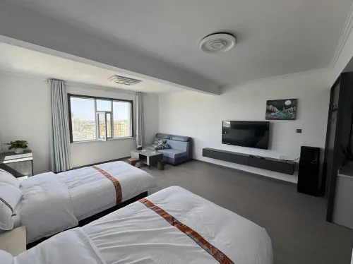 Gexin Harbor · Warm Home | Boutique Stay (Golmud Sports Plaza)