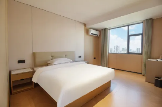 雲季·輕居（晉江國際機場陽光廣場店）