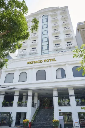 Monaco Hotel Da Nang Отели рядом с достопримечательностью «Dong A University»