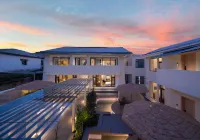 香格里拉微光·星晚設計師リゾート中国式旅館（獨克宗古城大佛寺轉經筒）