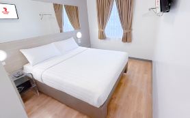 Red Planet Manila Aseana City