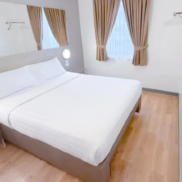 Red Planet Manila Aseana City Hotels near Solaire Project Site Office
