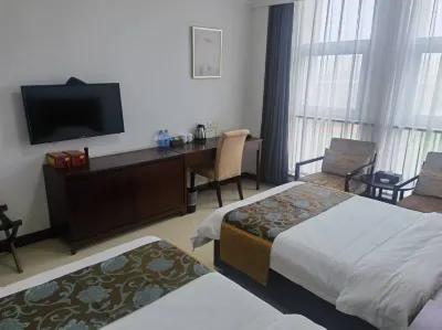 Huajiaxin Wenxuan Hotel (Longzi Lake)