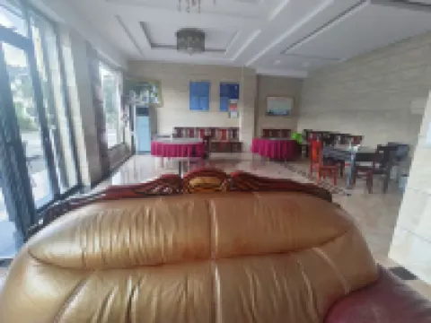 梵淨山聚賢山荘