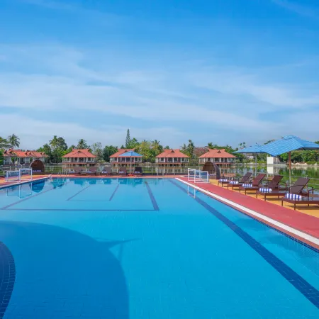 Sterling Lake Palace Alleppey