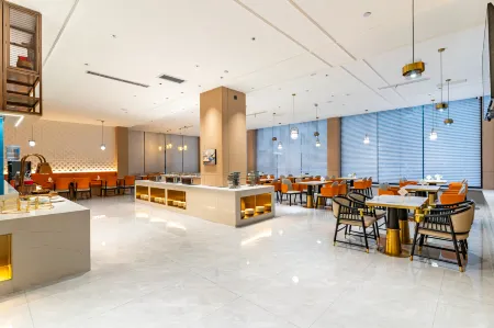 Hongfeng Hotel Отели рядом с достопримечательностью «Bortala Polytechnic»