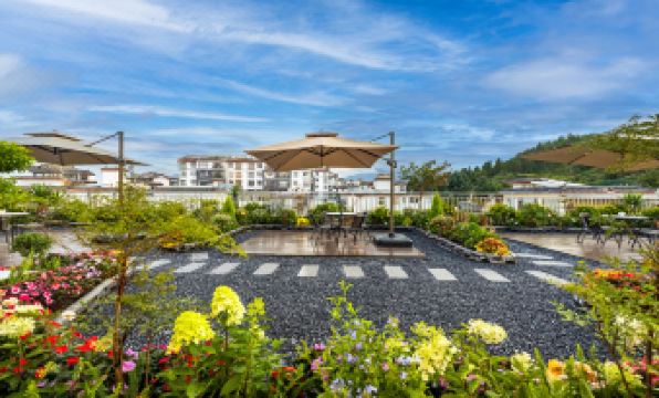 Chengjing Life Hotel (Lijiang Ancient Town South Gate Mufu)