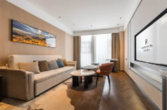 Jinghe Licheng Hotel