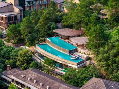 ANJI·JUNLAN LAOZHUANG SHANJU TANGQUAN RESORT HOTEL
