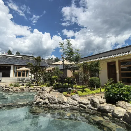 Yi Xi Yun Hot Spring Homestay