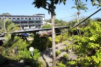 Vila Hibiscus Motel Hotels in Hideaway Island