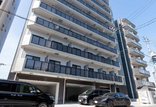 b&Namba4의 아파트형 주방 공간