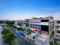 GreenTree Inn Hotels near Guangzhou Panyu Dalong Middle School