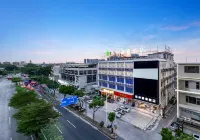 กรีนทรี อินน์ กวางโจว สถานีขนส่งผานหยู บิสซิเนส โฮเทล โรงแรมในกว่างโจว