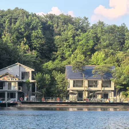 Shanlin Youtan Homestay Отели рядом с достопримечательностью «Laolongdong Scenic Area»