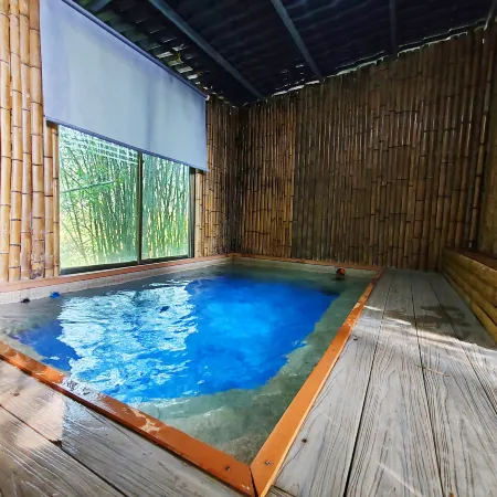 Nanshui Hot Springs Homestay (Ruyuan Nanshui Lake National Wetland Park)