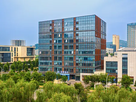 Home Inn · Neo (Jinan Changqing University City Branch) Отели рядом с достопримечательностью «Qilu University of Technology (Daxue Road)»