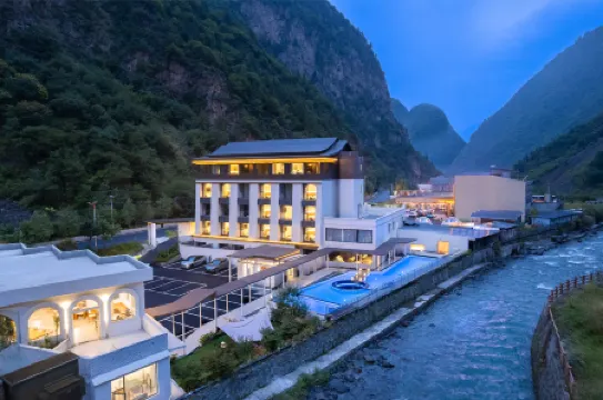 Feili private soup courtyard (Bipenggou scenic spot store)