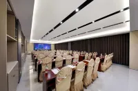 Lanting Oushang Hotel (CCMALL Times Square Store  Hongshan Park)​ - Kitchens